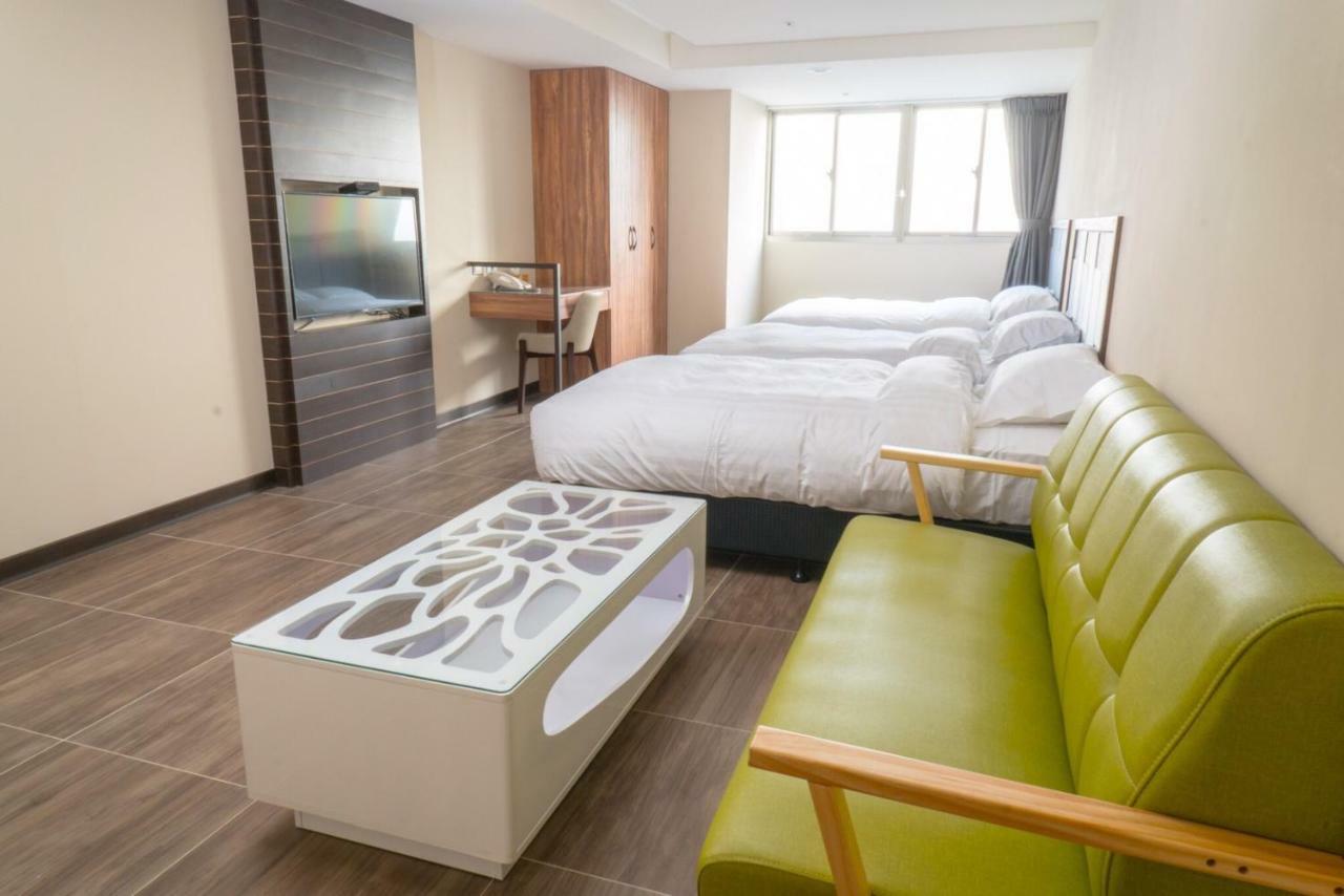 Greeninn Hotel Taipei Exterior photo